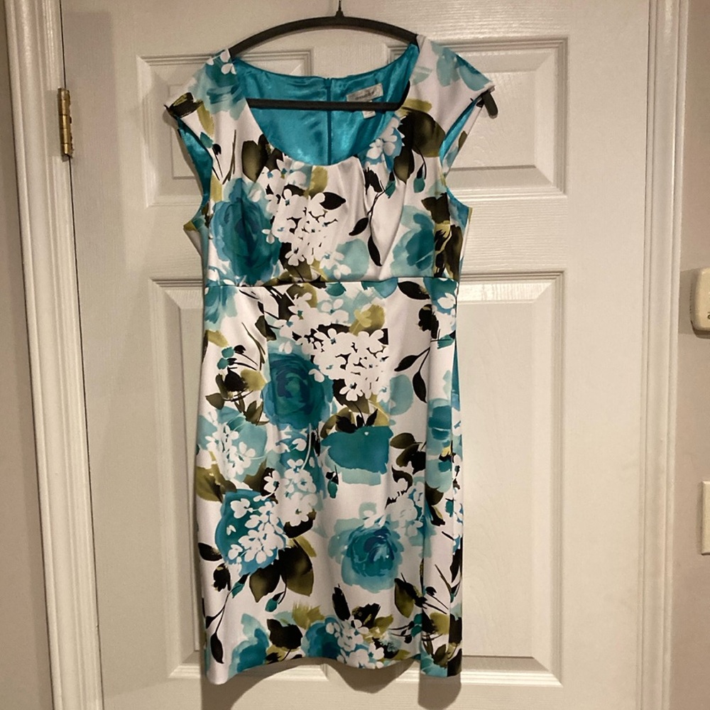 Dress Barn Blue and White Sheath Midi Dress with Scoop Neck